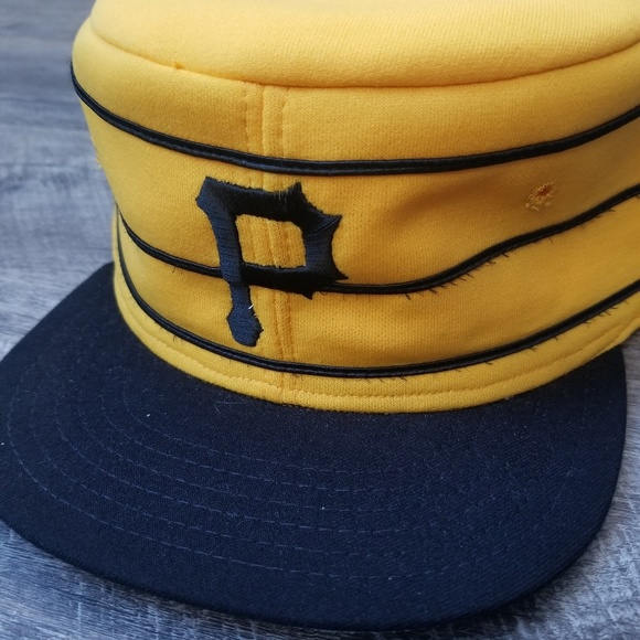 MAKE OFFERS......Bookmark *HATS* 1980s-1990s - Picture 6 of 7